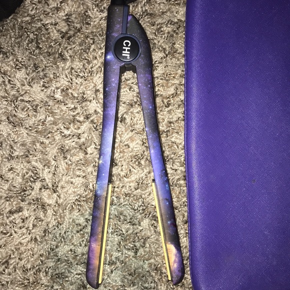 outer space design Chi with matching Clutch! - Picture 4 of 8